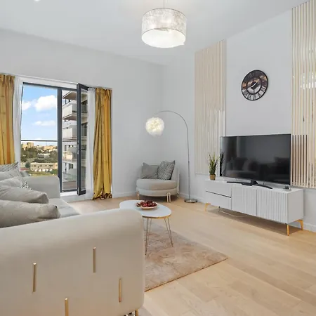 Verdi Park Designer Daire Bükreş